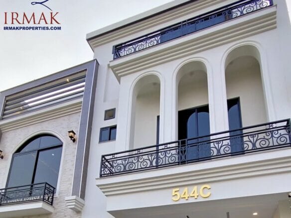 House for sale 8 Marla’s Faisal town block A