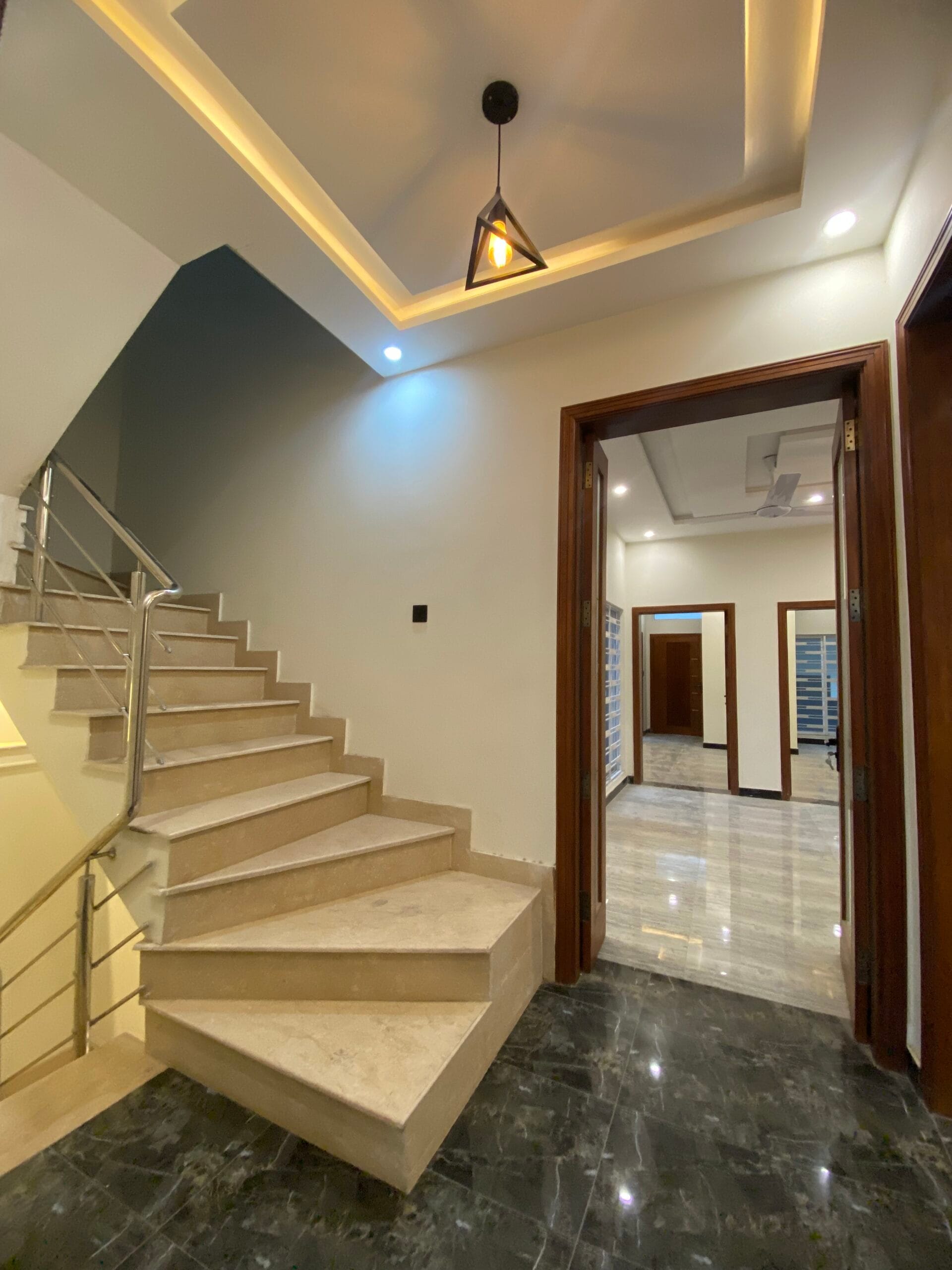 8 Marla House for sale in TNT F-17