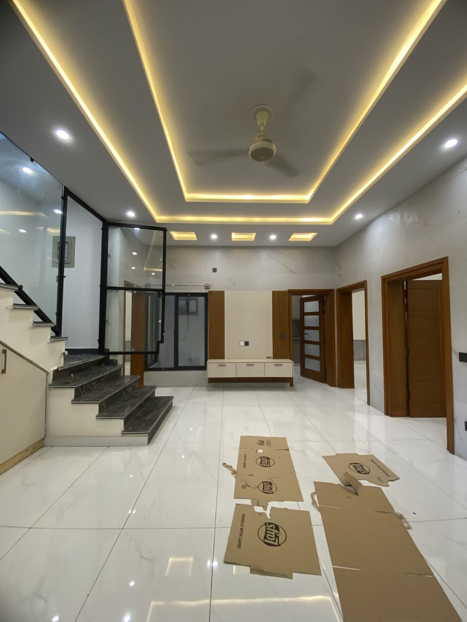 IMG_2045 8 Marla House For Sale with basement in Faisal Town A Block