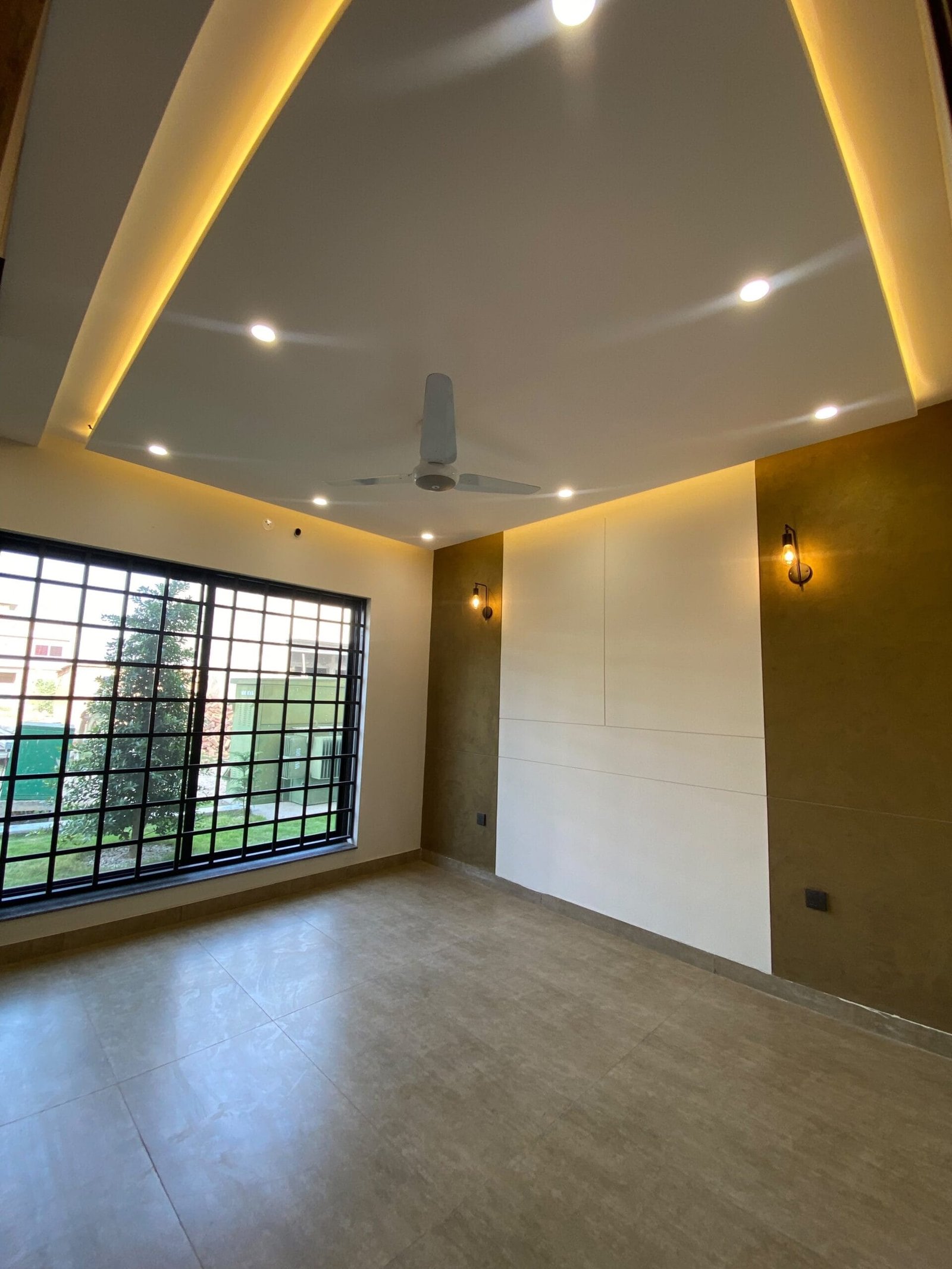 F25CFD16-FFAA-4E44-86D1-1324CB3E62EC 8 Marla Corner House For Sale In B-17 E Block