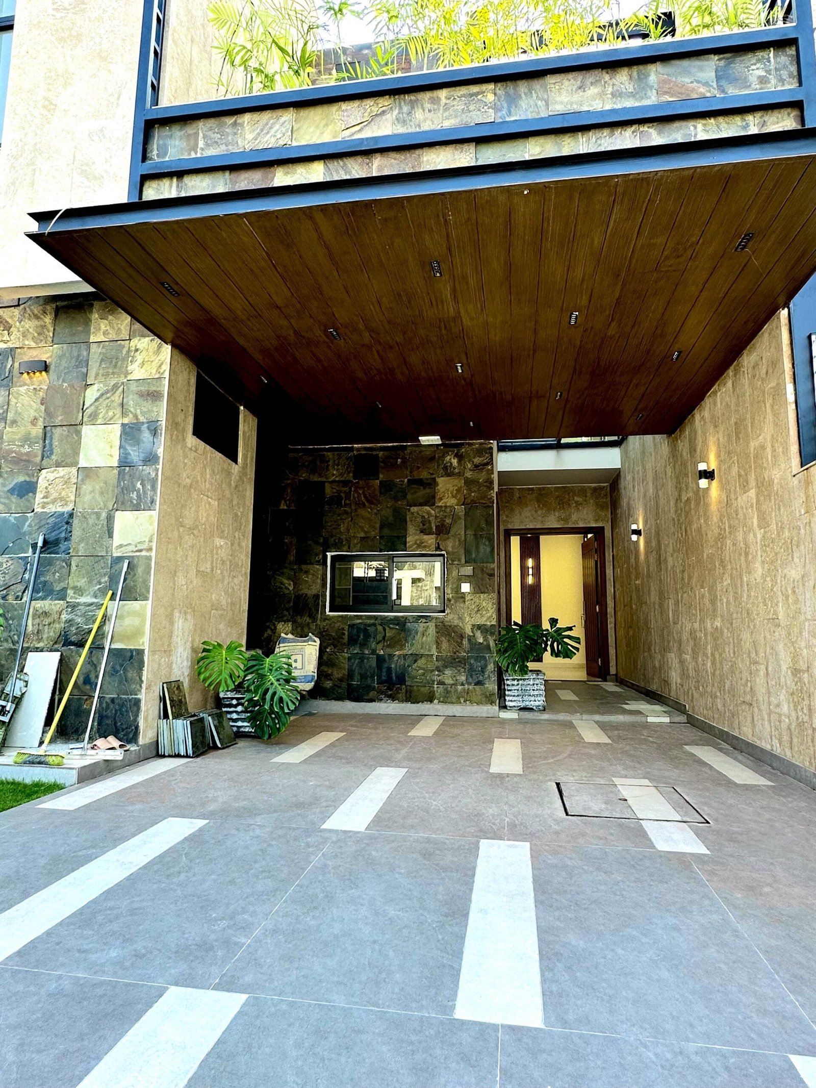 IMG_3429 10 Marla Designer House For Sale with 8 Marla Extra Land