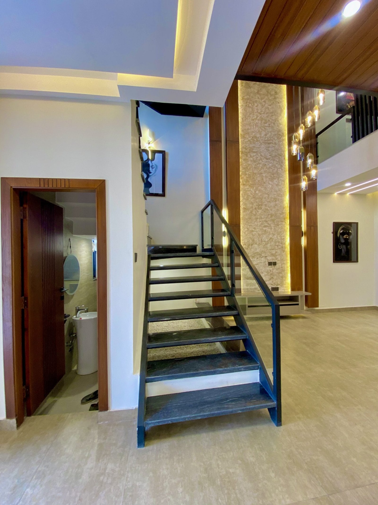 7 Marla Designer House For Sale in B-17