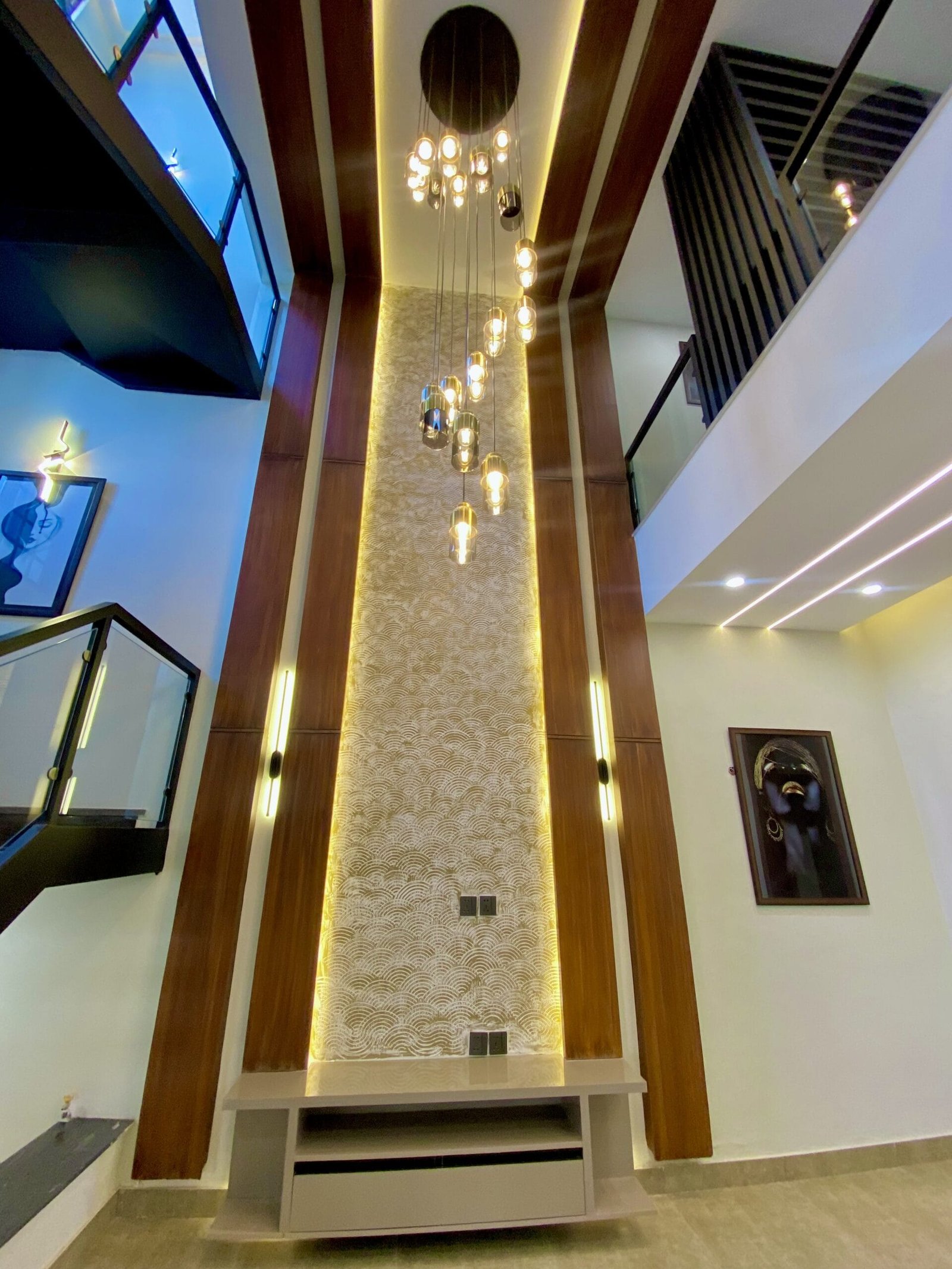 7 Marla Designer House For Sale in B-17